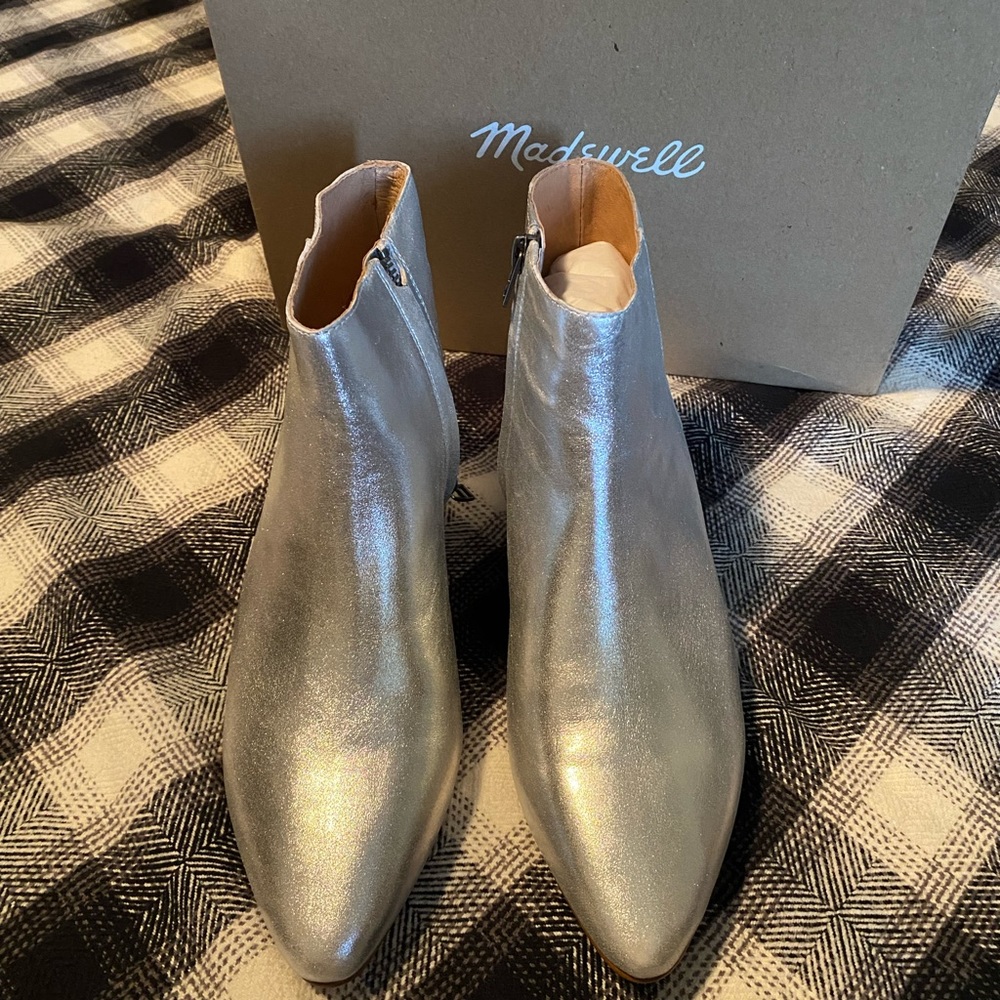 Madewell kitten heel boots